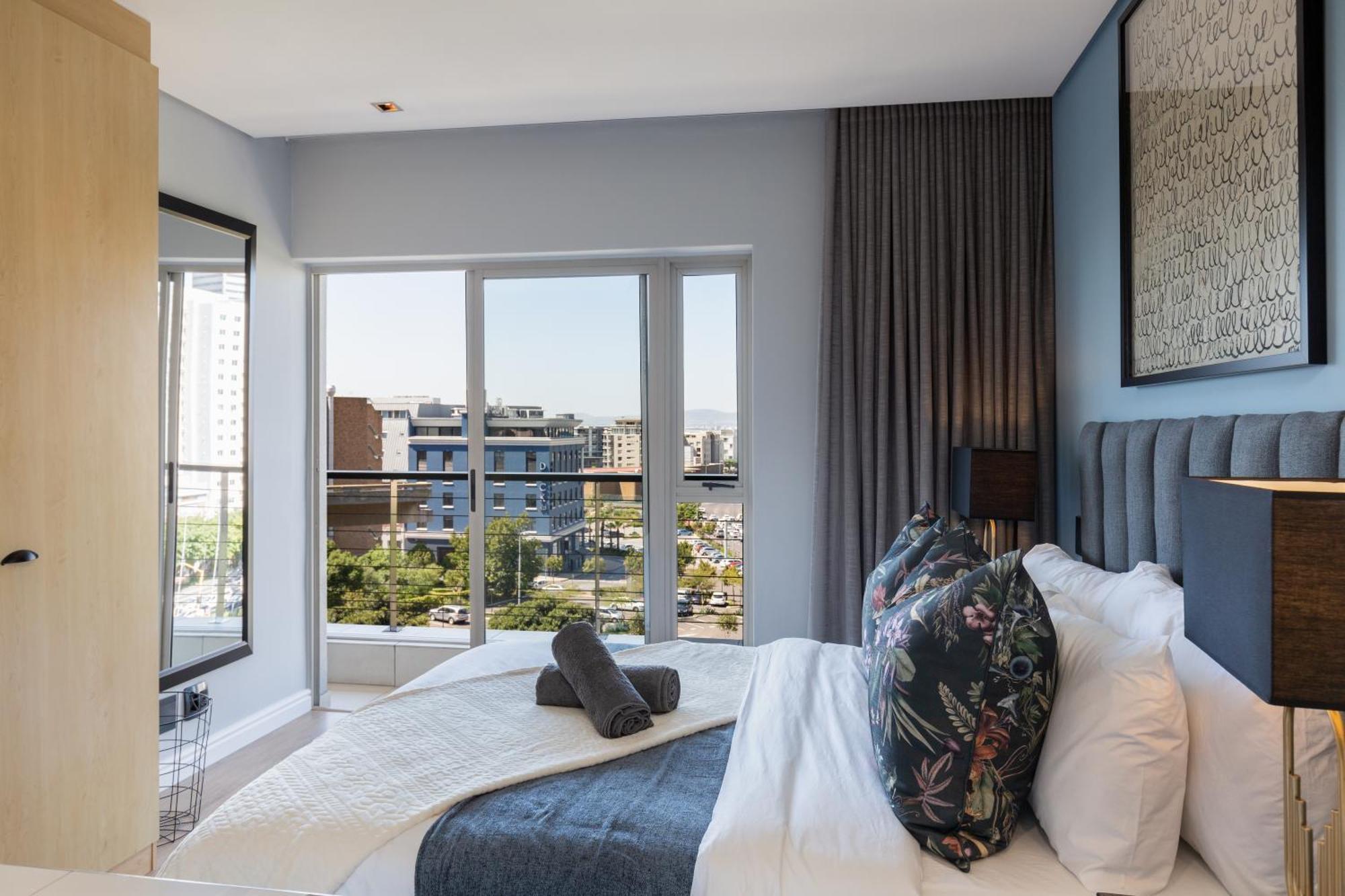Harbour's Edge Walk To V & A Waterfront And Cticc Appartement